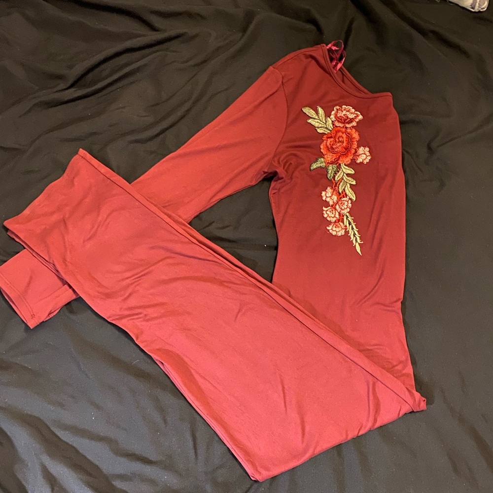 5 for $15 🥳 embroidered jumpsuit 2x